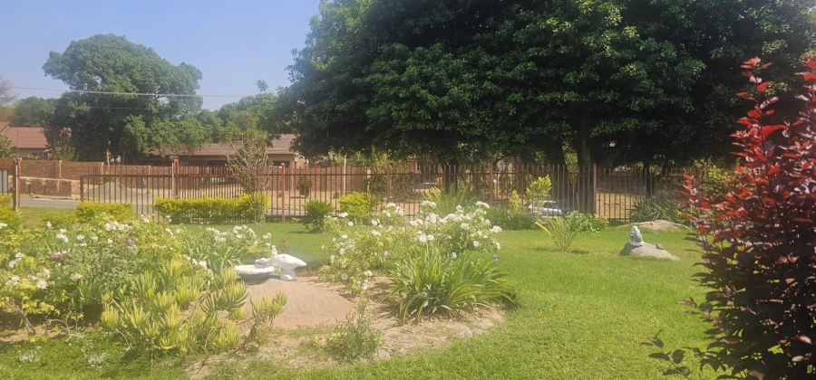 4 Bedroom Property for Sale in Elandsrand North West